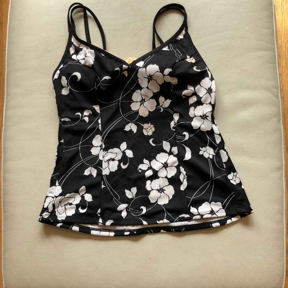 Miraclesuit tankini swimsuit top black w/ white flowers